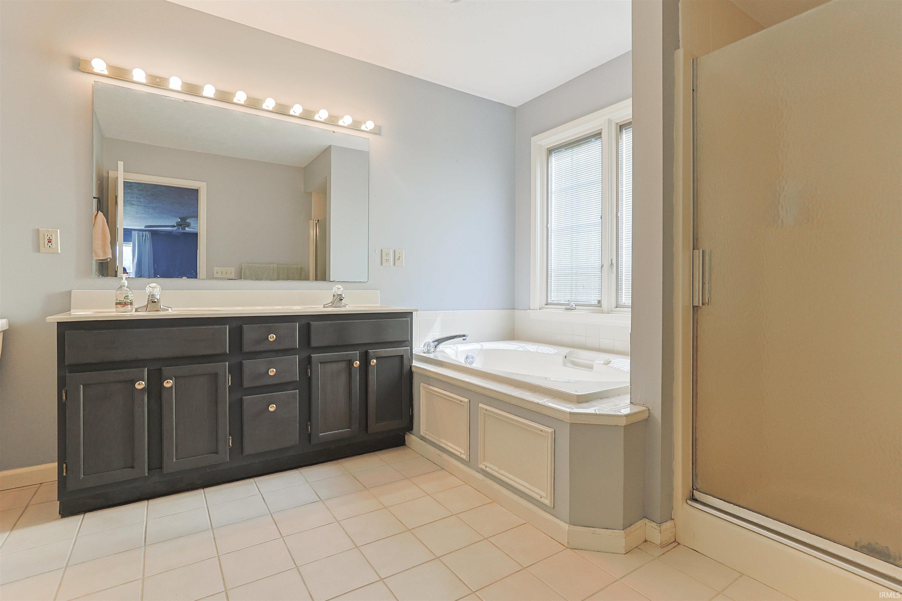 50769 Bromley Drive Granger IN 46530