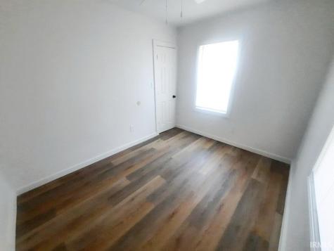 1217 S Shipley Street Muncie IN 47302