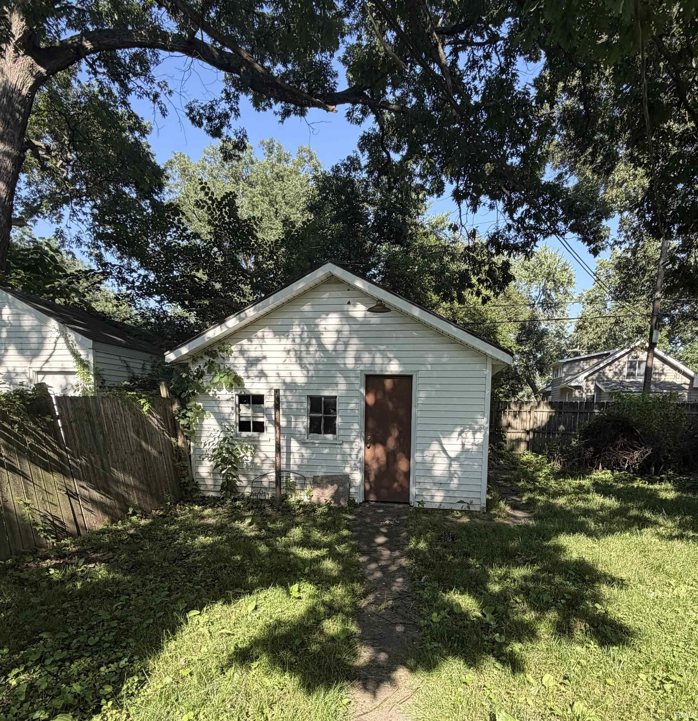 1326 N Johnson Street South Bend IN 46628