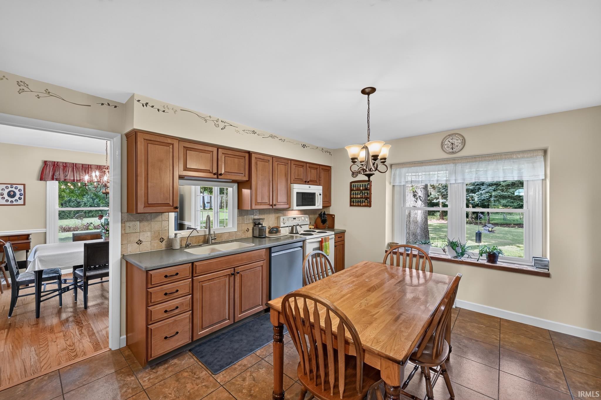 62277 Poppy Road South Bend IN 46614
