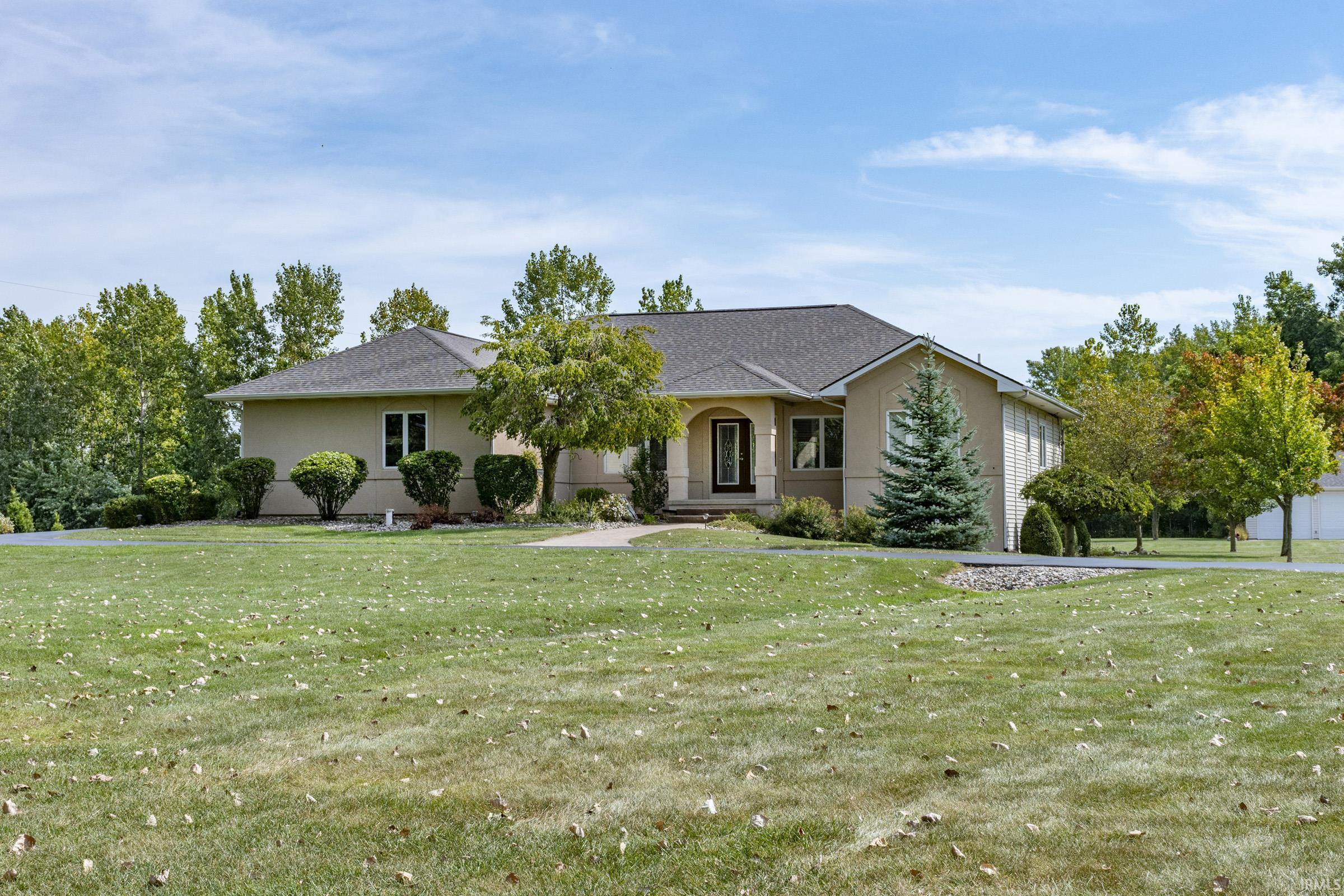 8065 S Westfield Trail Columbia City IN 46725