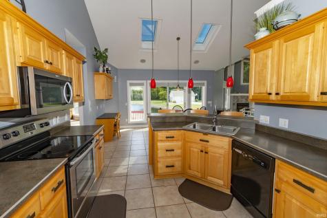 8065 S Westfield Trail Columbia City IN 46725