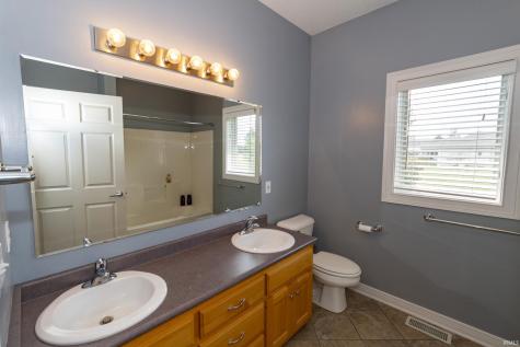 8065 S Westfield Trail Columbia City IN 46725