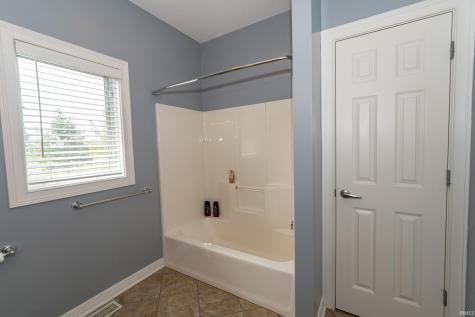 8065 S Westfield Trail Columbia City IN 46725