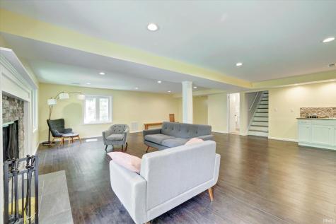4821 N Shelburne Drive Bloomington IN 47404