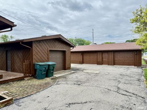 509 N Waldemere Road Muncie IN 47303