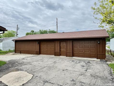 509 N Waldemere Road Muncie IN 47303