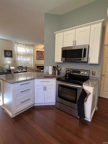 2112 S Bent Tree Drive Bloomington IN 47401