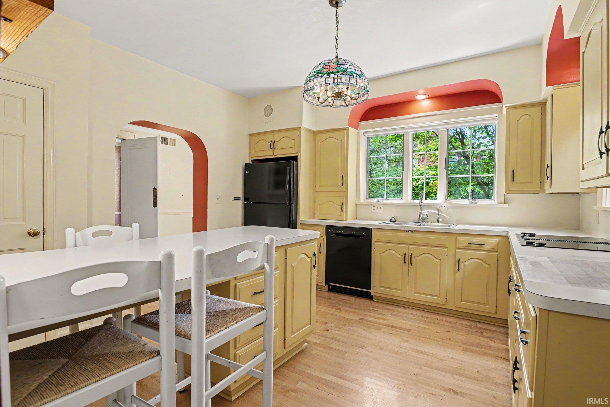 1109 Donmoyer Avenue South Bend IN 46614
