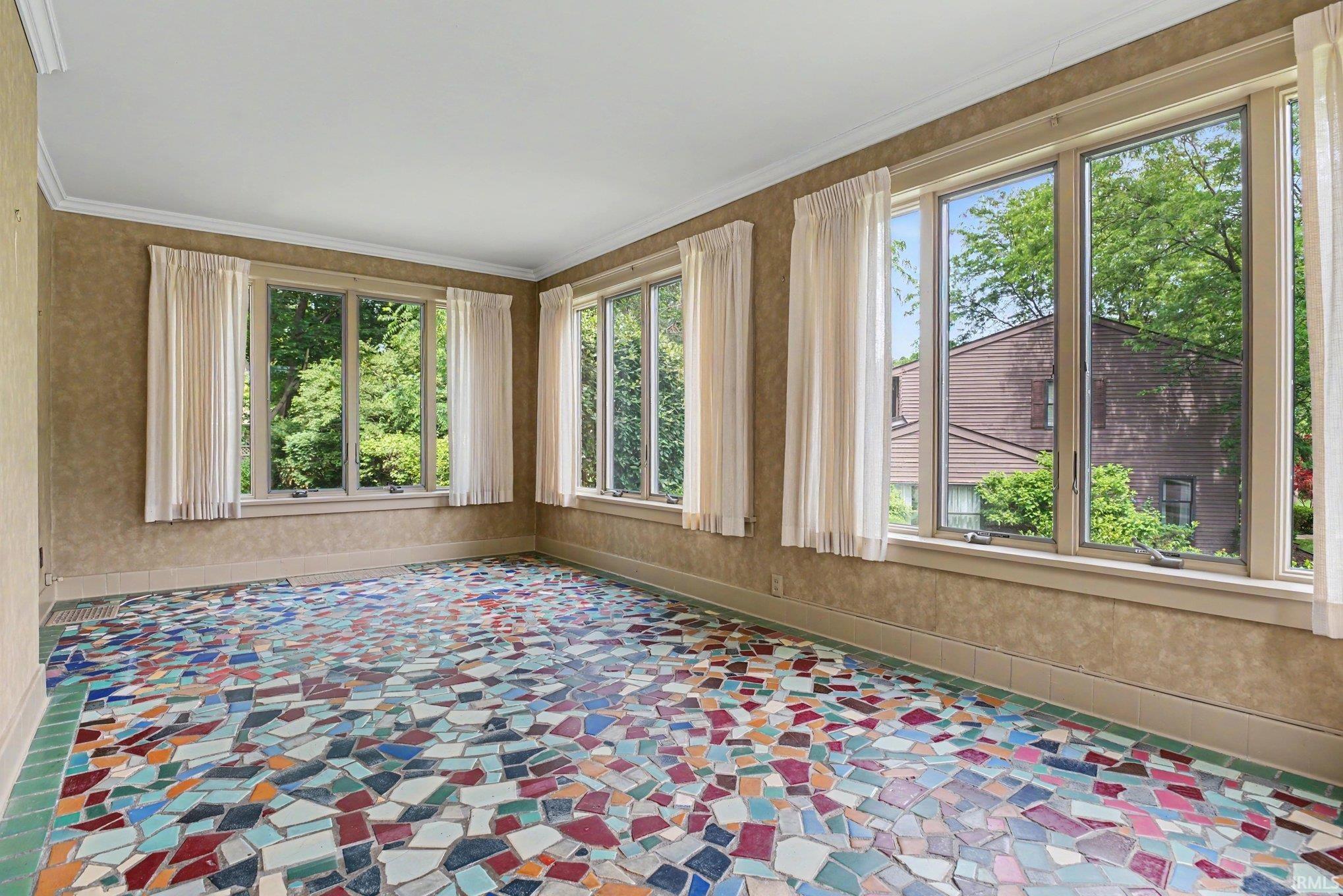 1109 Donmoyer Avenue South Bend IN 46614