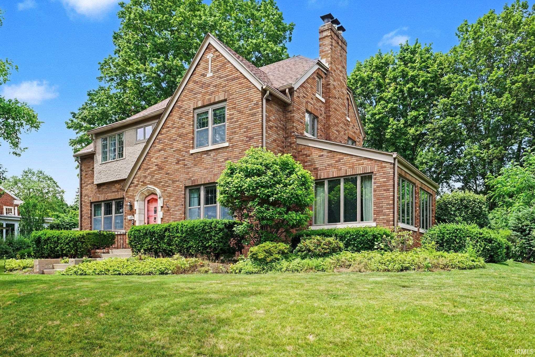 1109 Donmoyer Avenue South Bend IN 46614