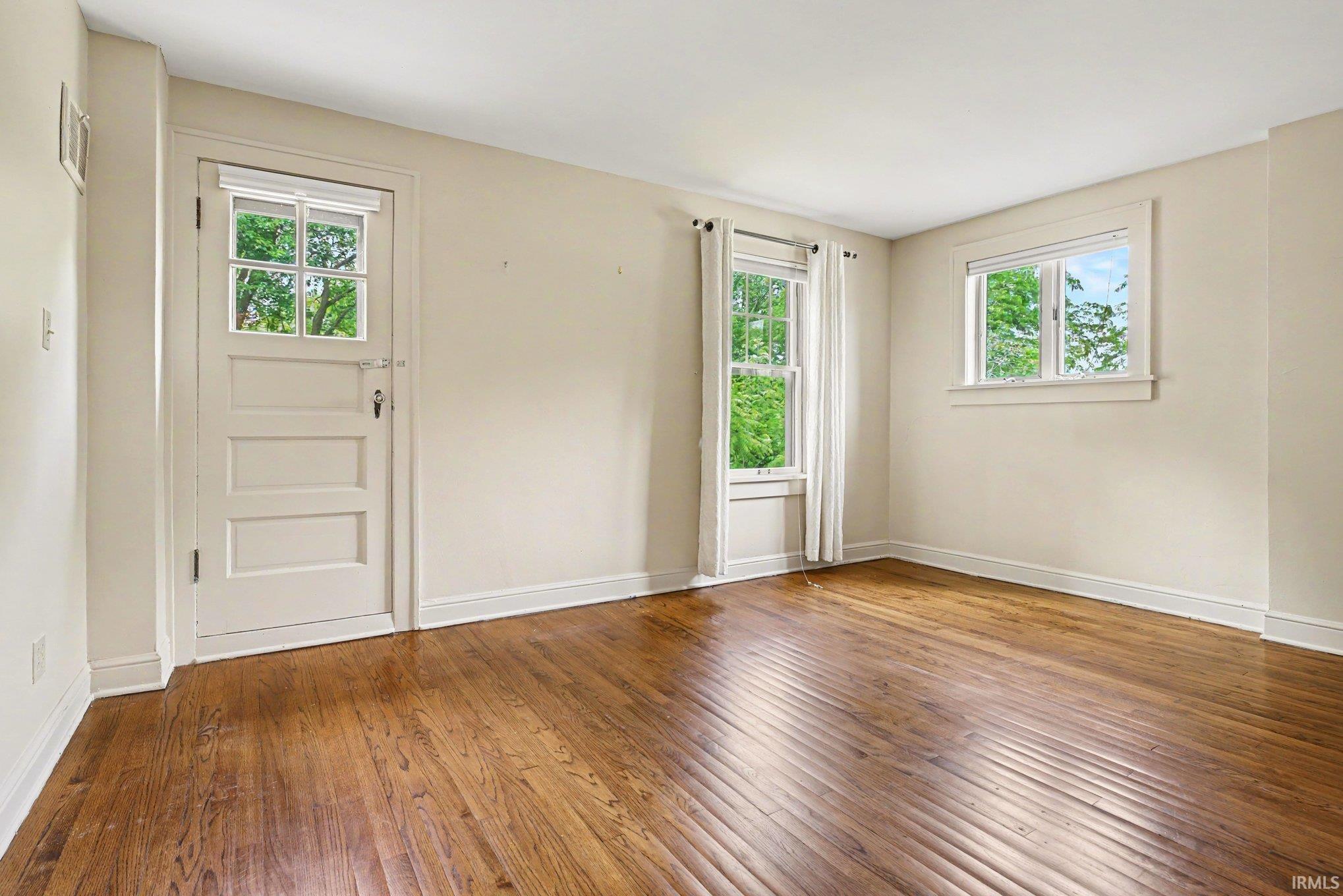 1109 Donmoyer Avenue South Bend IN 46614
