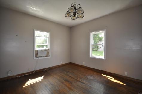104 N Plum Street Farmland IN 47340