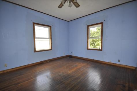 104 N Plum Street Farmland IN 47340