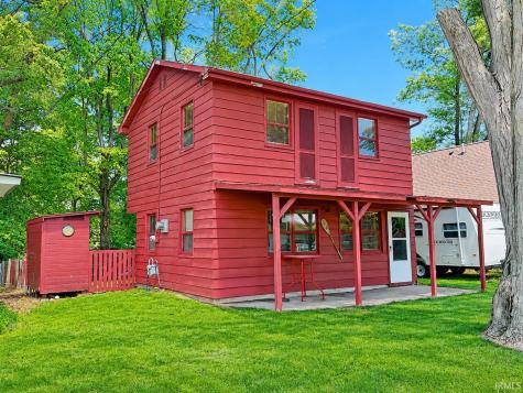 140 221c Hamilton Lake Lane Hamilton IN 46742