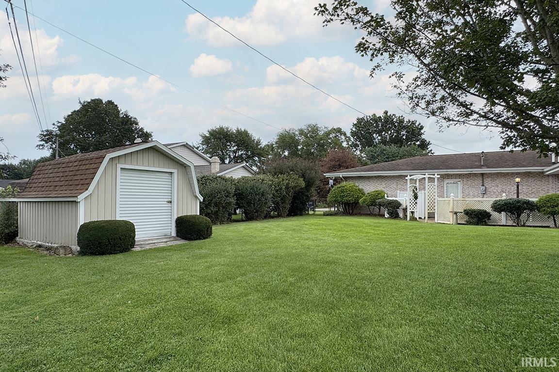 56727 Meadowood Drive Elkhart IN 46516
