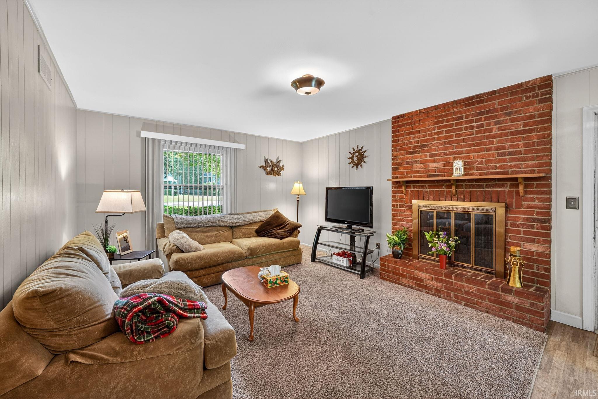 54609 Whispering Oak Drive Mishawaka IN 46545