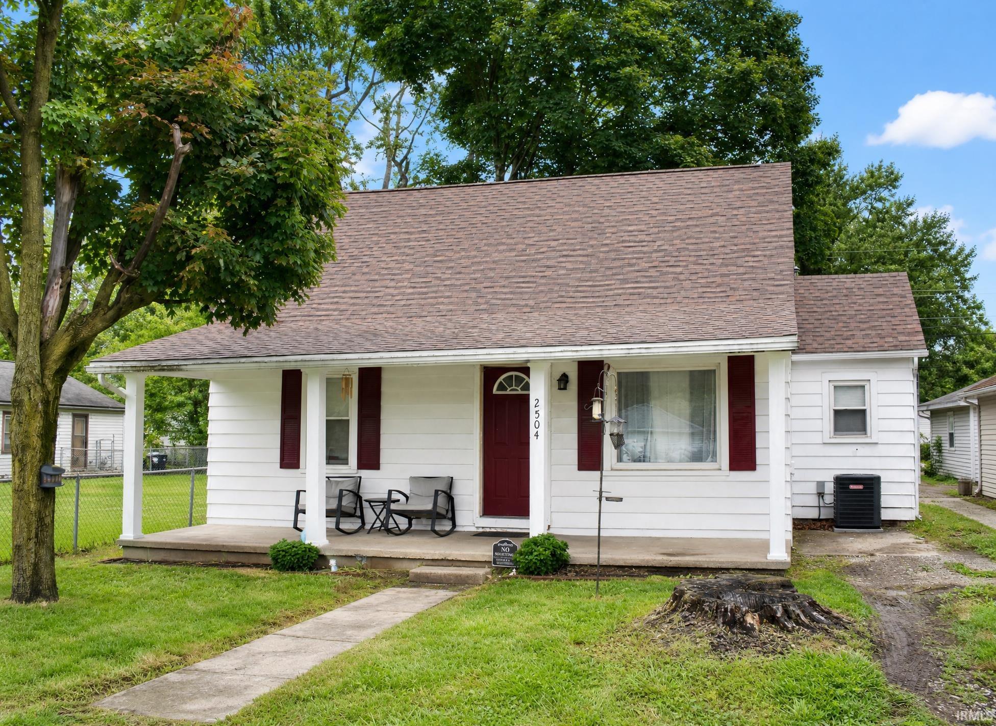 2504 E 13th Street Muncie IN 47302