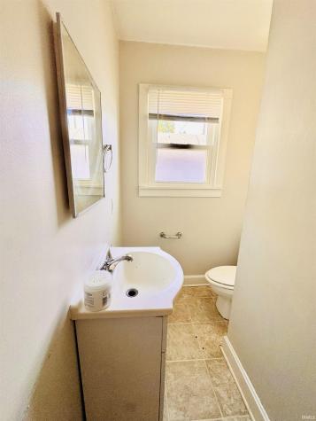 706 Madison Avenue Evansville IN 47713