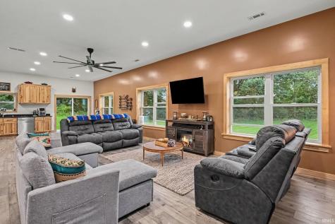7299 W Highland Avenue Claypool IN 46539