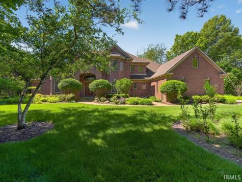 7384 E Lakewood Dr 92 Drive Roanoke IN 46783