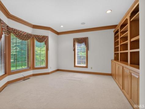 7384 E Lakewood Dr 92 Drive Roanoke IN 46783