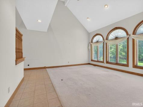 7384 E Lakewood Dr 92 Drive Roanoke IN 46783