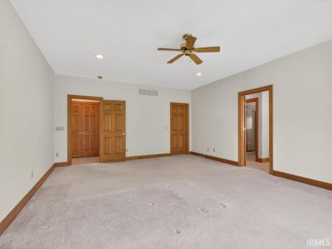 7384 E Lakewood Dr 92 Drive Roanoke IN 46783
