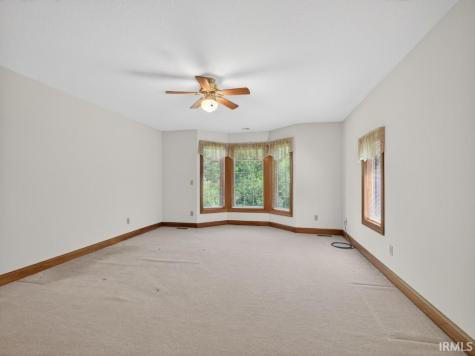 7384 E Lakewood Dr 92 Drive Roanoke IN 46783