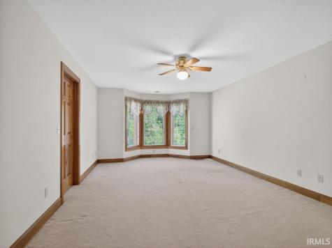 7384 E Lakewood Dr 92 Drive Roanoke IN 46783