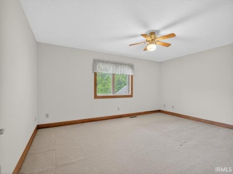 7384 E Lakewood Dr 92 Drive Roanoke IN 46783