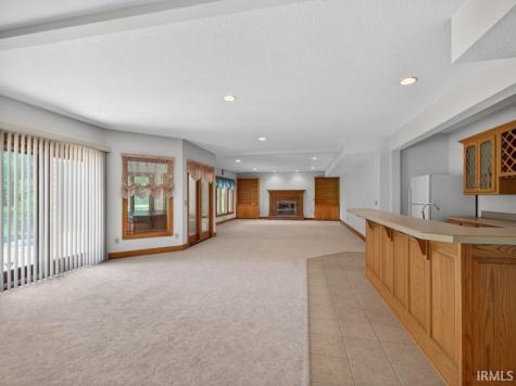 7384 E Lakewood Dr 92 Drive Roanoke IN 46783