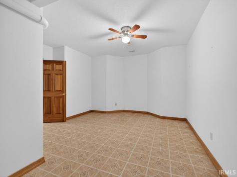 7384 E Lakewood Dr 92 Drive Roanoke IN 46783