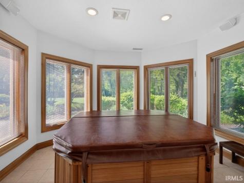 7384 E Lakewood Dr 92 Drive Roanoke IN 46783
