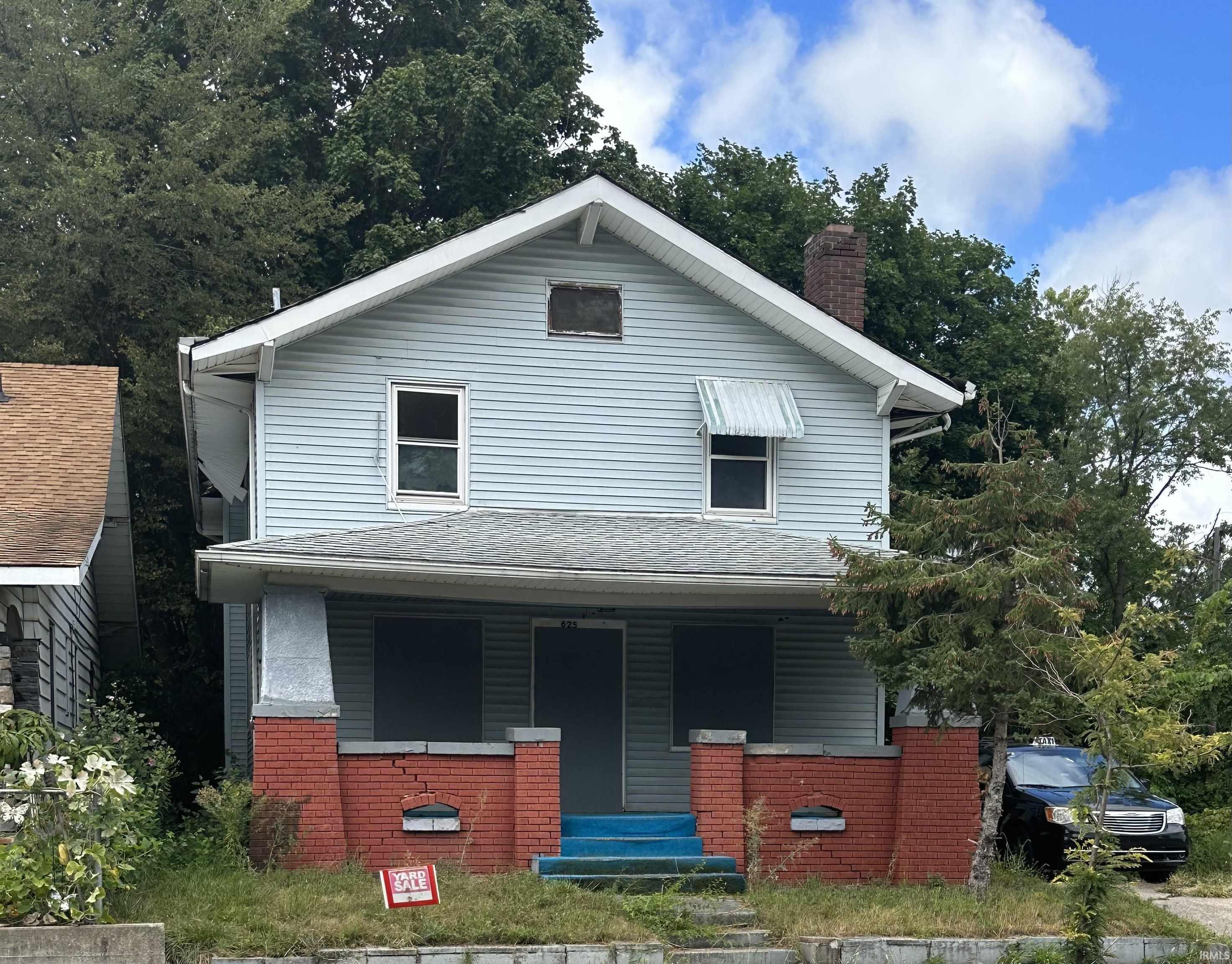 625 E Dubail Avenue South Bend IN 46613