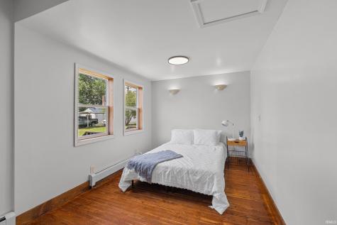 116 S Walnut Street Etna Green IN 46524