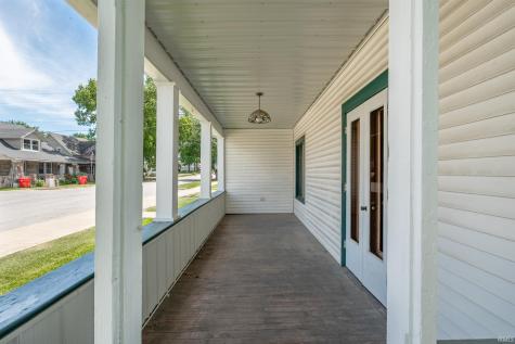 116 S Walnut Street Etna Green IN 46524