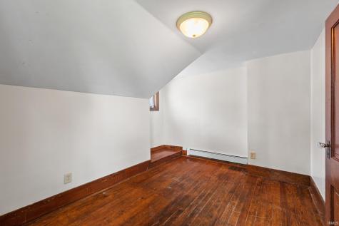116 S Walnut Street Etna Green IN 46524