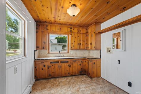 116 S Walnut Street Etna Green IN 46524