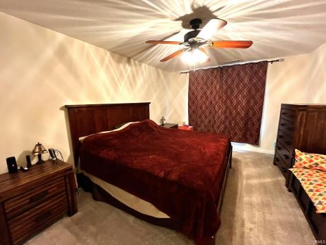 1340 Breezy Creek Drive Evansville IN 47720