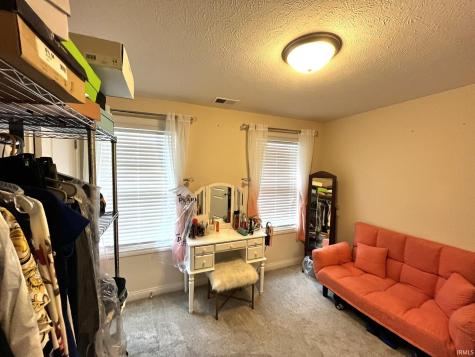 1340 Breezy Creek Drive Evansville IN 47720