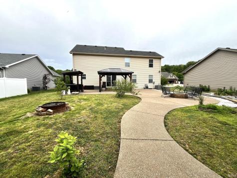 1340 Breezy Creek Drive Evansville IN 47720