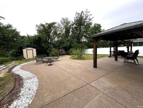 1340 Breezy Creek Drive Evansville IN 47720