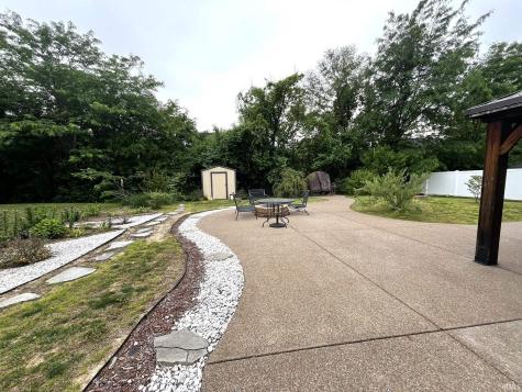 1340 Breezy Creek Drive Evansville IN 47720