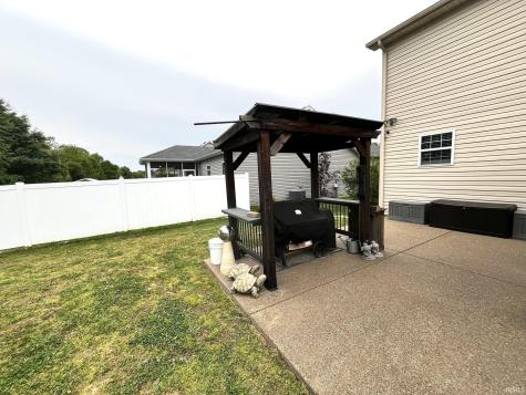1340 Breezy Creek Drive Evansville IN 47720