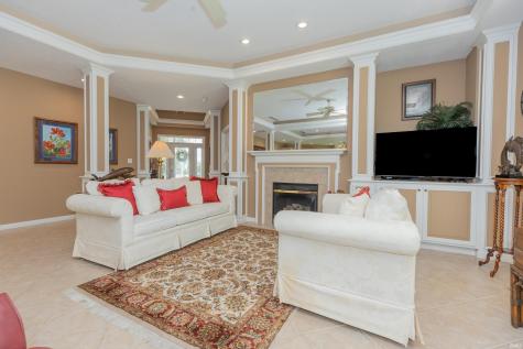 12902 Avalon Drive Evansville IN 47725