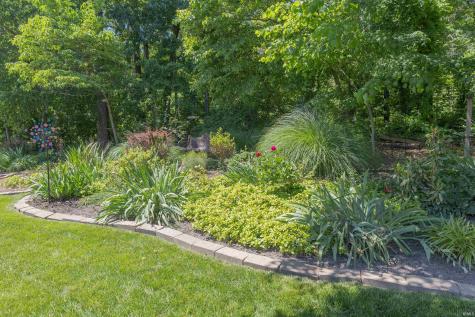 12902 Avalon Drive Evansville IN 47725