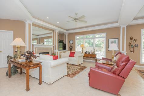 12902 Avalon Drive Evansville IN 47725