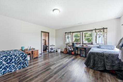 70468 County Road 143 Ligonier IN 46767