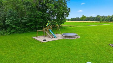 70468 County Road 143 Ligonier IN 46767